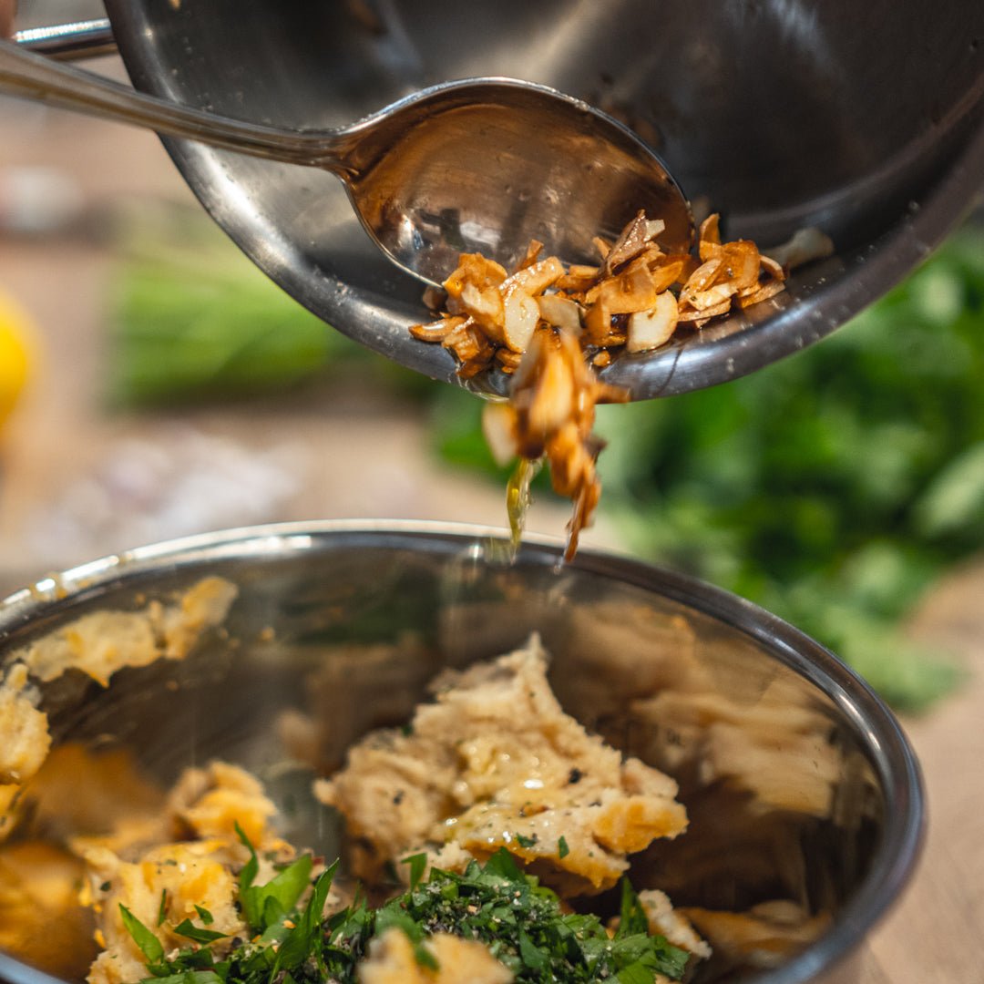 Rezept: Falafeln mit Hummus und Tahini-Sauce - grillstarshop.com