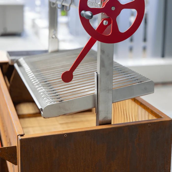 Asamodo Brasa Corten - Argentinischer Asado Holzkohlegrill - grillstarshop.comAsamodo Brasa Corten - Argentinischer Asado HolzkohlegrillGrillAsamodogrillstarshop.com