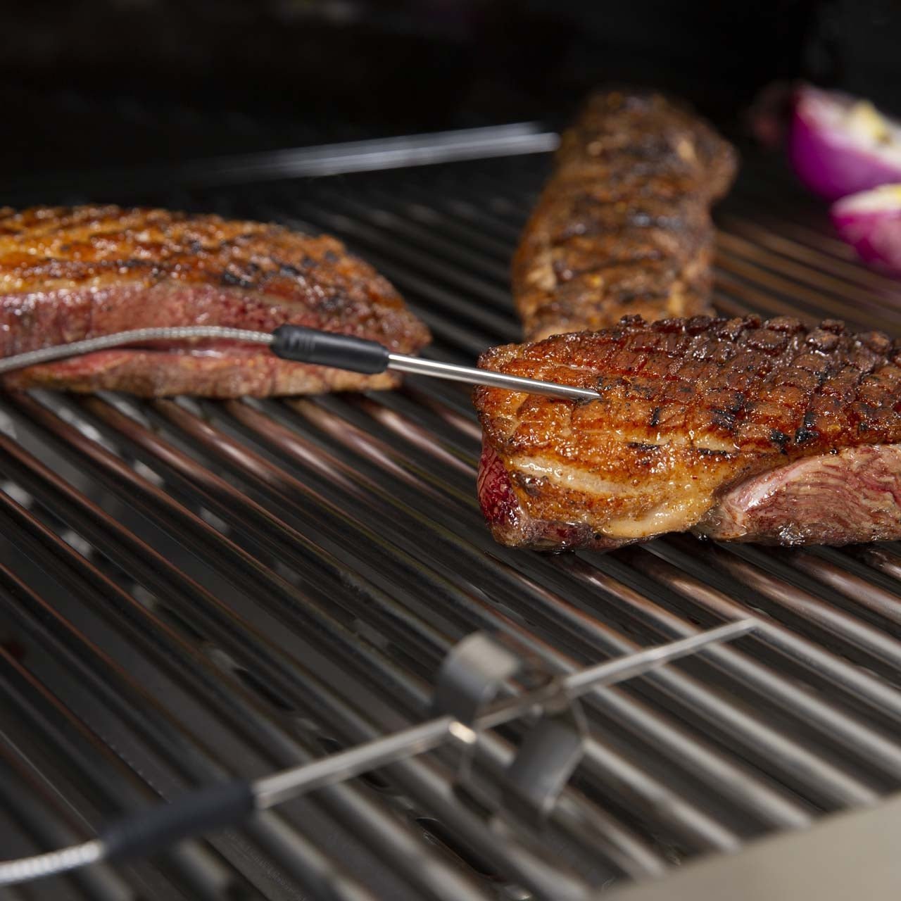 Broil King digitales Thermometer für Seitenablagen - grillstarshop.comBroil King digitales Thermometer für SeitenablagenBroil Kinggrillstarshop.com619350060162619359