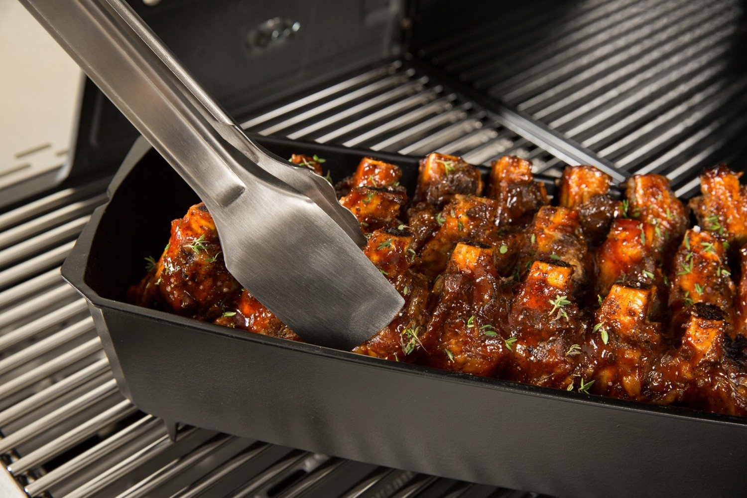 Broil King Rippchen Bräter - grillstarshop.comBroil King Rippchen BräterBroil Kinggrillstarshop.com696150060162696152