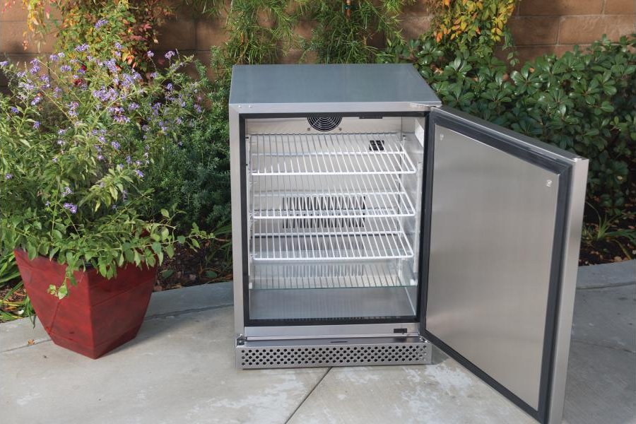 Bull Kühlschrank, Premium - grillstarshop.comBull Kühlschrank, PremiumBullgrillstarshop.comBU13700CE