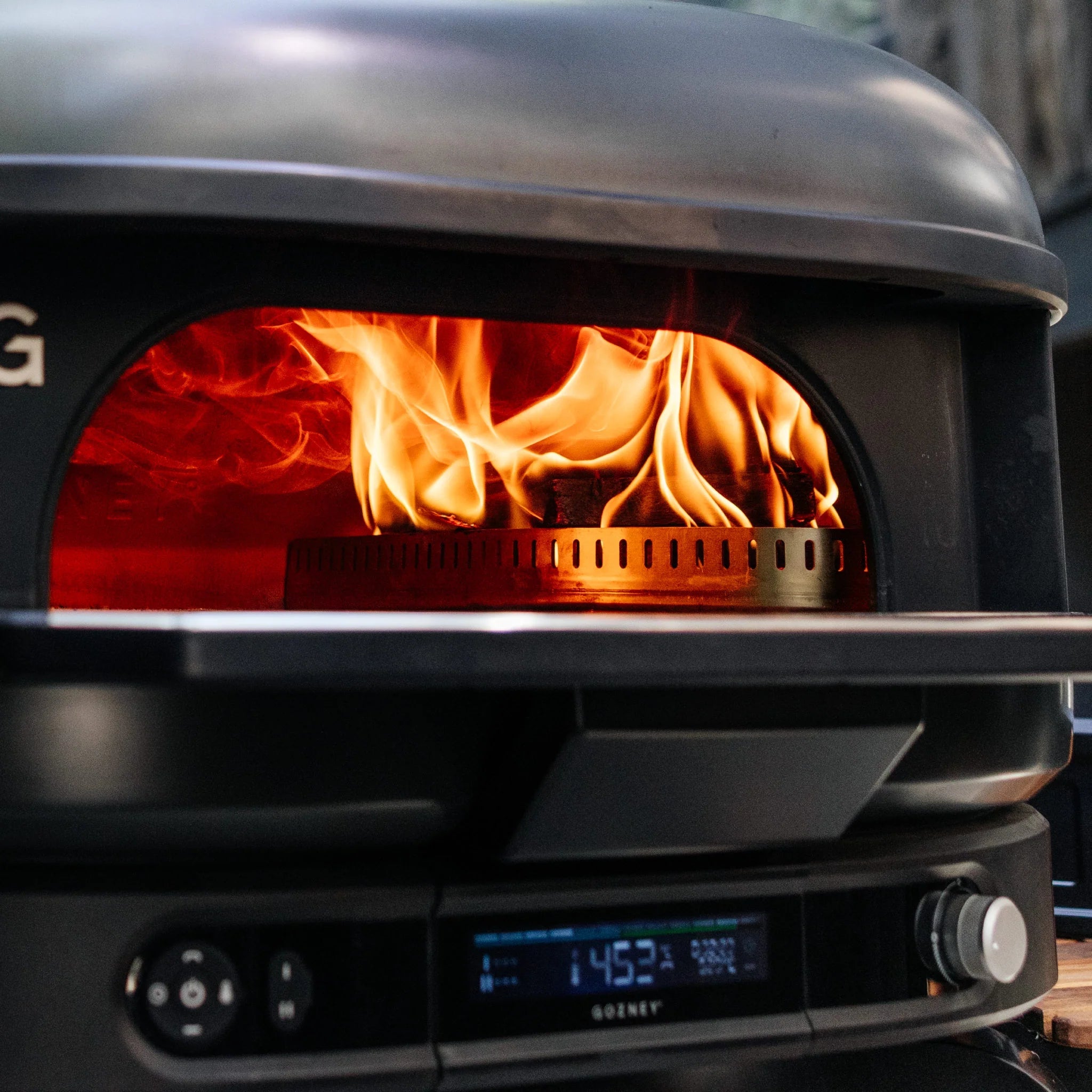 Gozney Dome Gen 2.0 Dual Fuel Pizzaofen - Off Black - grillstarshop.comGozney Dome Gen 2.0 Dual Fuel Pizzaofen - Off BlackPizzaofenGozneygrillstarshop.com