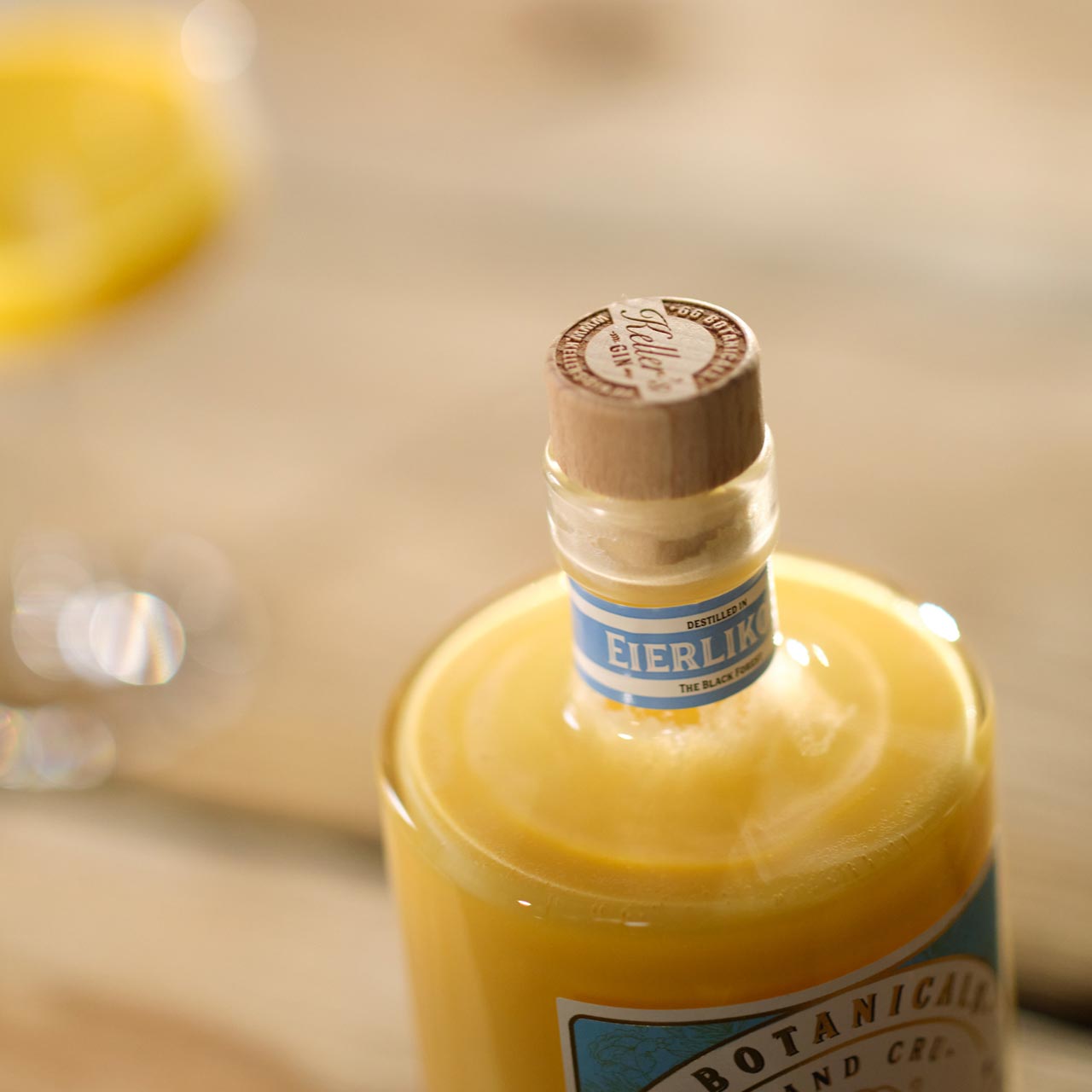 Keller´s Gin Eierlikör 0,5 Liter - grillstarshop.comKeller´s Gin Eierlikör 0,5 LiterKellergrillstarshop.com4002014260647390179