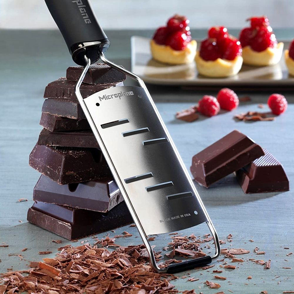 Microplane Große Raspel, Schwarz Gourmet Serie - grillstarshop.comMicroplane Große Raspel, Schwarz Gourmet SerieMicroplanegrillstarshop.com45006