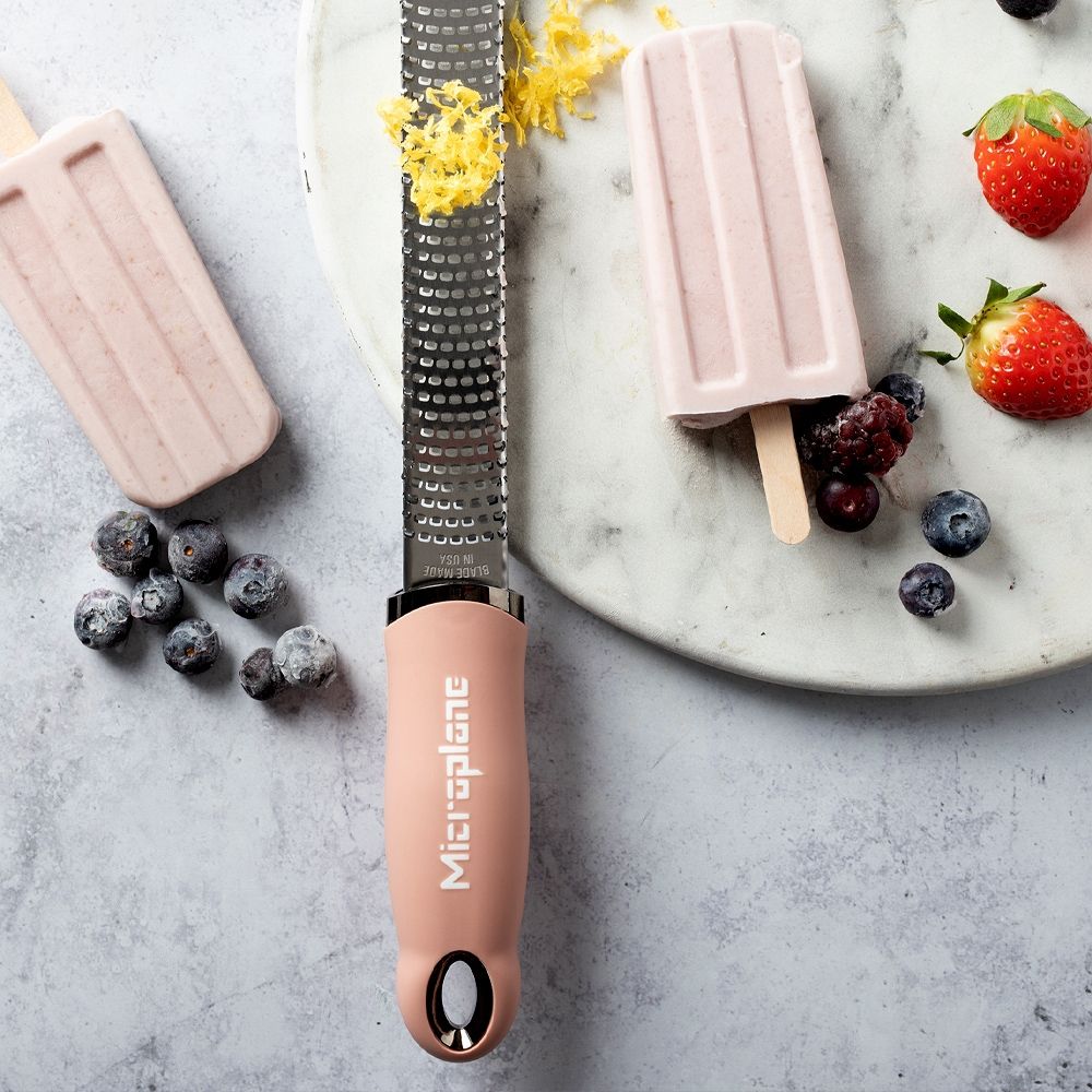 Microplane Premium Zester - Reibe, Altrosa - grillstarshop.comMicroplane Premium Zester - Reibe, AltrosaMicroplanegrillstarshop.com46923