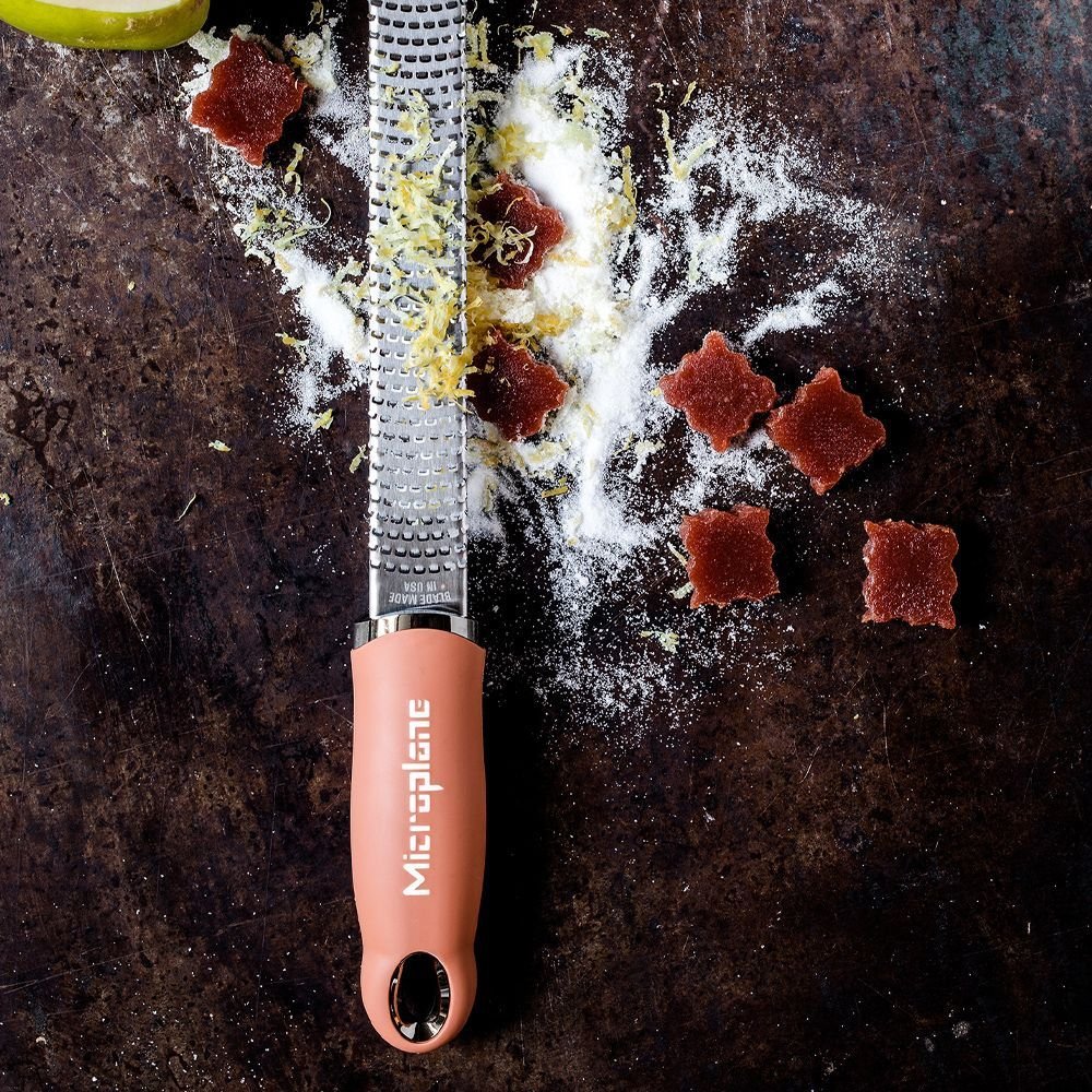Microplane Premium Zester - Reibe, Zimt Orange - grillstarshop.comMicroplane Premium Zester - Reibe, Zimt OrangeMicroplanegrillstarshop.com46823