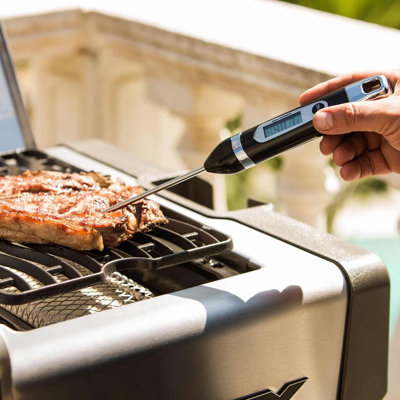 Napoleon Digital Thermometer - grillstarshop.comNapoleon Digital ThermometerNapoleongrillstarshop.com610100629162610102