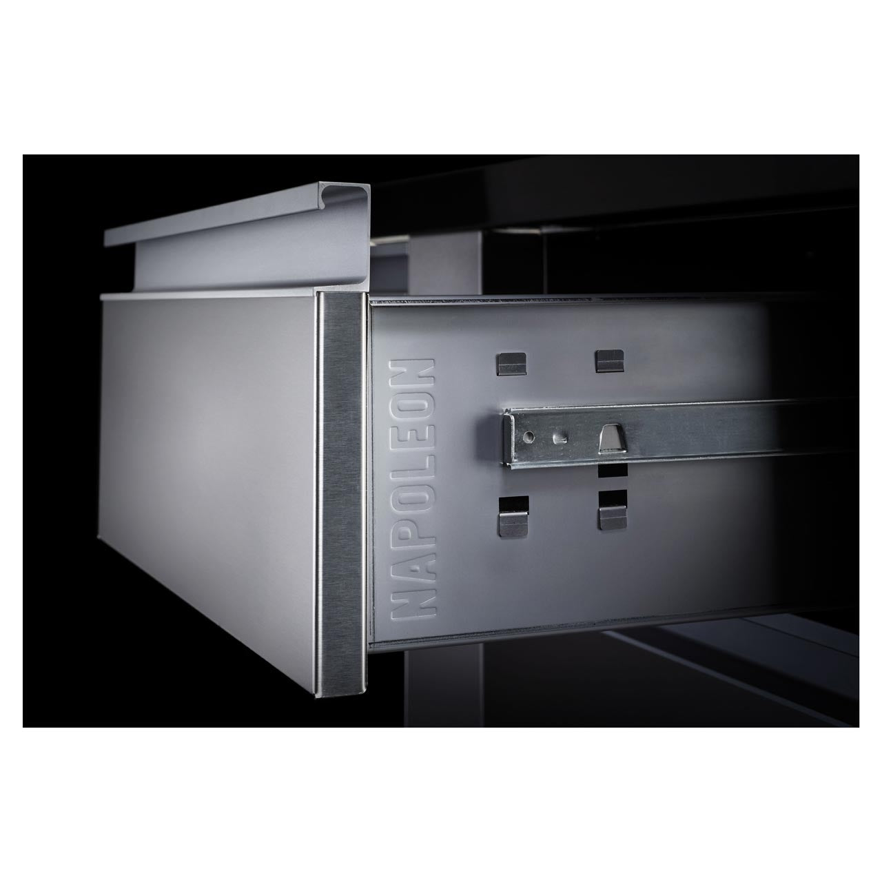 Napoleon Einbau - Türe & 3er Schubladen - Kombination (107 x 61 cm) - grillstarshop.comNapoleon Einbau - Türe & 3er Schubladen - Kombination (107 x 61 cm)Napoleongrillstarshop.comBI - 4224 - 1D3DR0629162131591