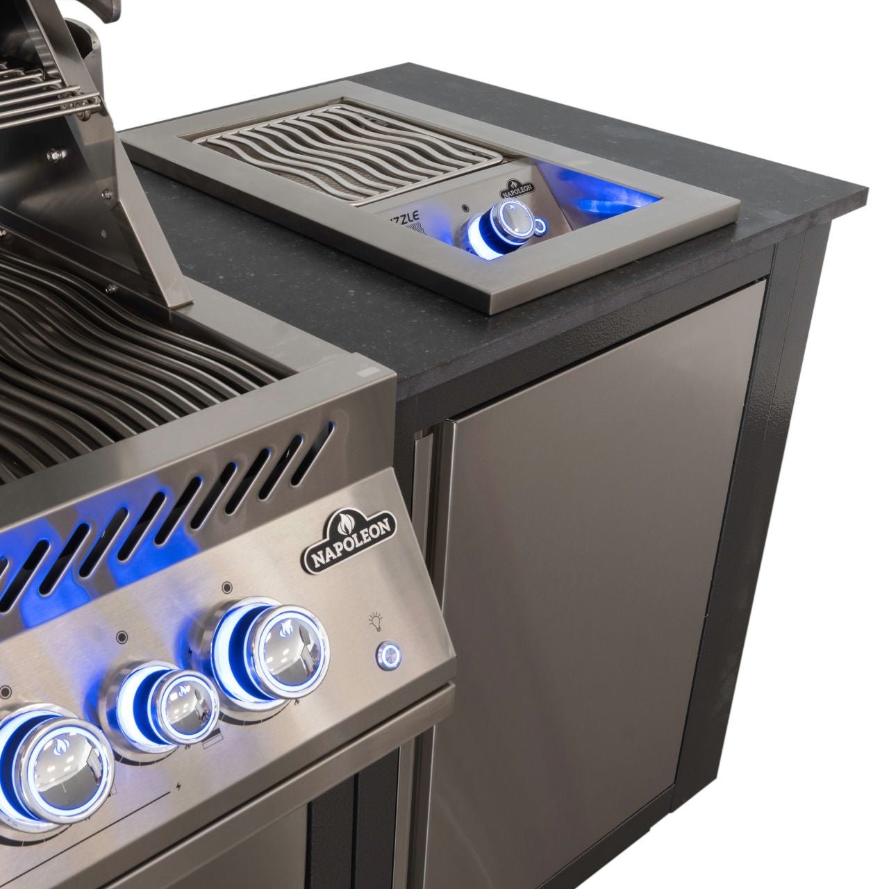 Napoleon Oasis Compact 700 - Series 32" mit Einbau Sizzle Zone - grillstarshop.comNapoleon Oasis Compact 700 - Series 32" mit Einbau Sizzle ZoneNapoleongrillstarshop.comODK105 - BIG32P - DE0629162148315