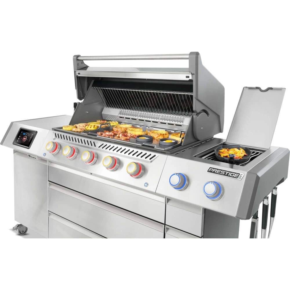 Napoleon Prestige PRO 665 Connected Gasgrill inkl. Drehspieß & elektrischer Räucherbox - grillstarshop.comNapoleon Prestige PRO 665 Connected Gasgrill inkl. Drehspieß & elektrischer RäucherboxNapoleongrillstarshop.com