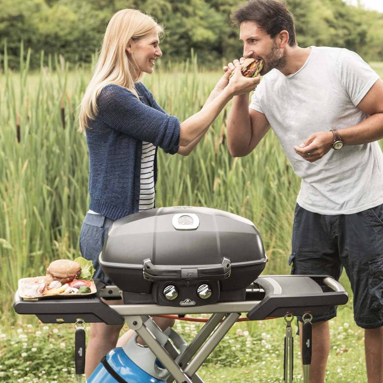 Napoleon TRAVELQ PRO285, mit klappbaren Wagen - grillstarshop.comNapoleon TRAVELQ PRO285, mit klappbaren WagenNapoleongrillstarshop.comPRO285X - BK0629162126245
