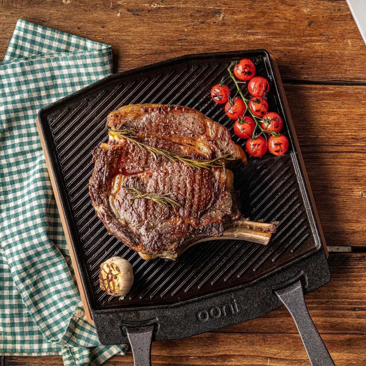 Ooni Gusseisenpfanne - doppelseitige Grizzler - Platte - grillstarshop.comOoni Gusseisenpfanne - doppelseitige Grizzler - PlatteOonigrillstarshop.comUU - P0A0005060568342573