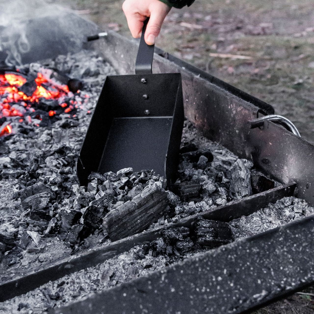 Petromax Kohlenschaufel - grillstarshop.comPetromax KohlenschaufelPetromaxgrillstarshop.comptcshov404250435700556