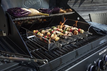 Rösle BBQ Station AllFlame Peer 3 Brenner Gasgrill - 50 mBar - grillstarshop.comRösle BBQ Station AllFlame Peer 3 Brenner Gasgrill - 50 mBarGrillRöslegrillstarshop.com