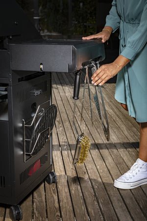 Rösle BBQ Station AllFlame Prime 4 Brenner Gasgrill - 50mBar - grillstarshop.comRösle BBQ Station AllFlame Prime 4 Brenner Gasgrill - 50mBarGrillRöslegrillstarshop.com
