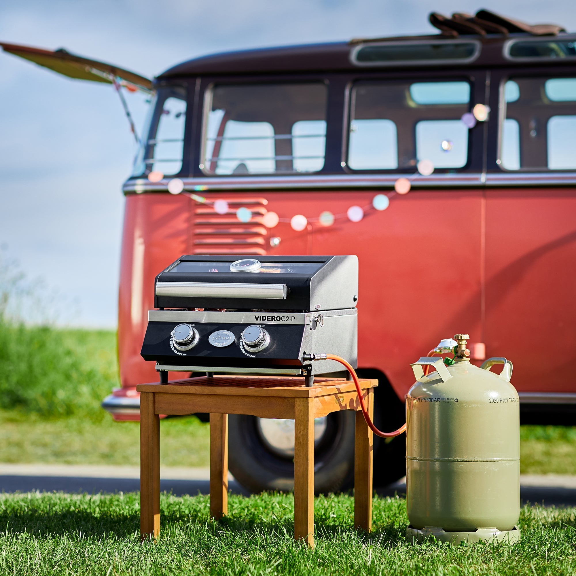Rösle Gasgrill BBQ - Portable VIDERO G2 - P 50 mbar - grillstarshop.comRösle Gasgrill BBQ - Portable VIDERO G2 - P 50 mbarRöslegrillstarshop.com255634004293255631