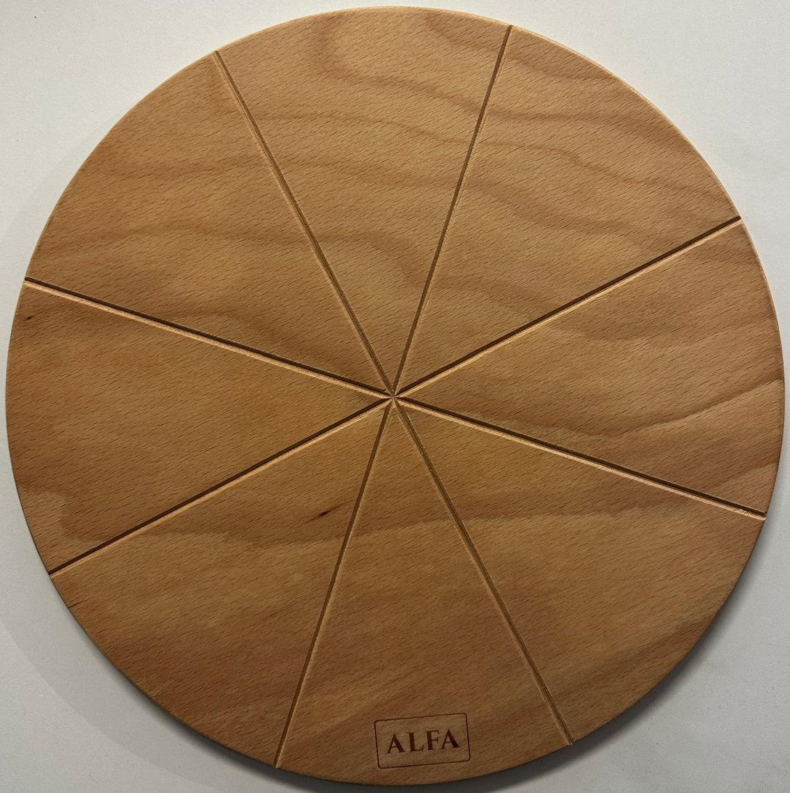Alfa Pizza Schneidebrett aus Buchenholz Ø 34cm