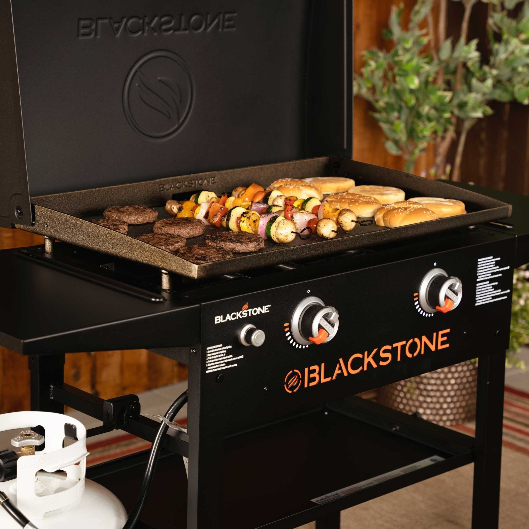 Blackstone 28″ Griddle Grillstation mit Deckel - grillstarshop.comBlackstone 28″ Griddle Grillstation mit DeckelBlackstonegrillstarshop.com