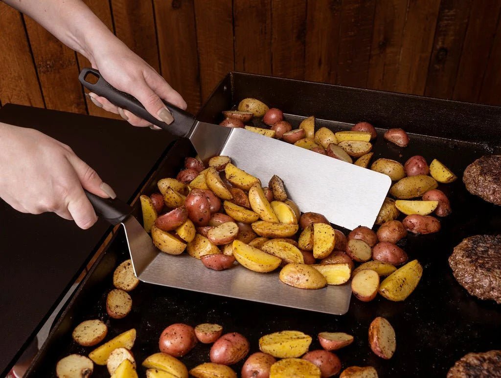 Blackstone Griddle Professional Toolkit – 5 teilig - grillstarshop.comBlackstone Griddle Professional Toolkit – 5 teiligGrillzubehörBlackstonegrillstarshop.com