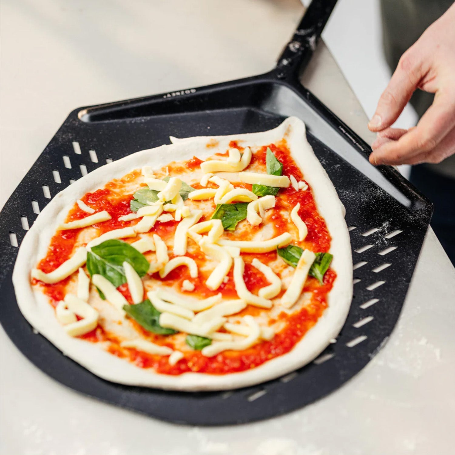 Gozney Balance Heber 12" M - grillstarshop.comGozney Balance Heber 12" MPizza ZubehörGozneygrillstarshop.com