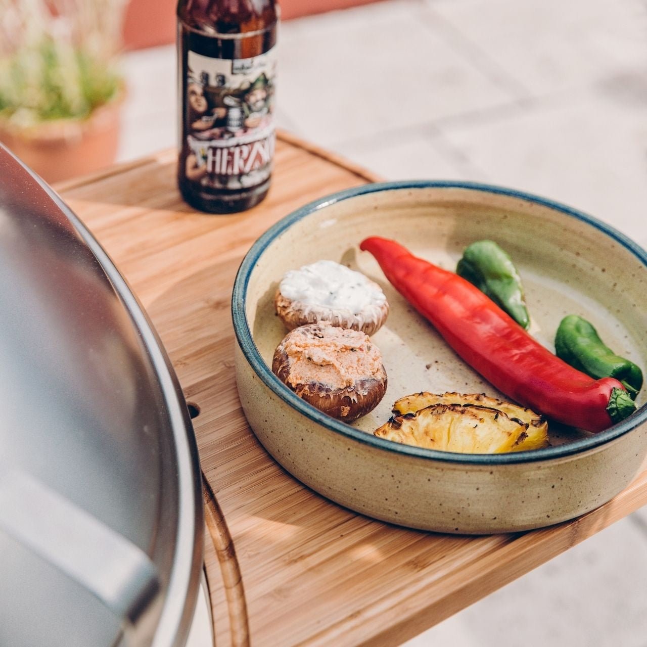 Höfats Ablagebrett, CONE - grillstarshop.comHöfats Ablagebrett, CONEHöfatsgrillstarshop.comH0102014260447330061