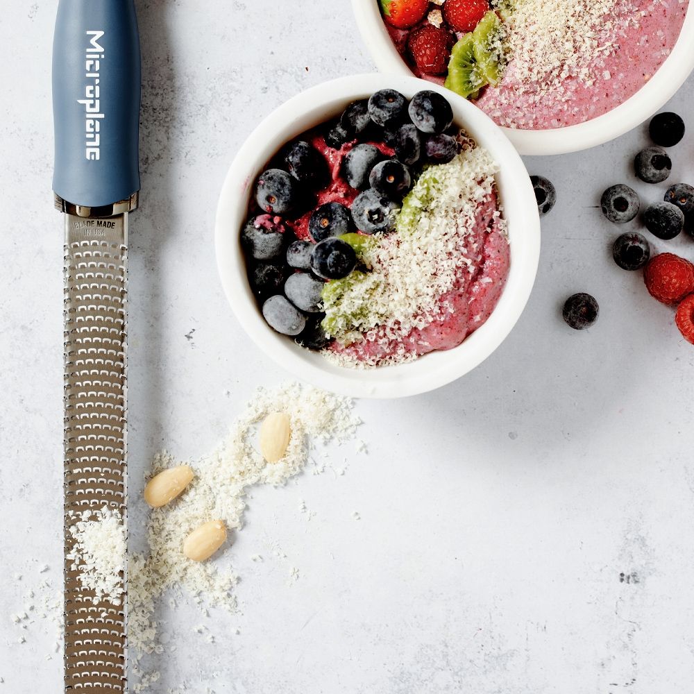 Microplane Premium Zester - Reibe, Denim Blue - grillstarshop.comMicroplane Premium Zester - Reibe, Denim BlueMicroplanegrillstarshop.com46223