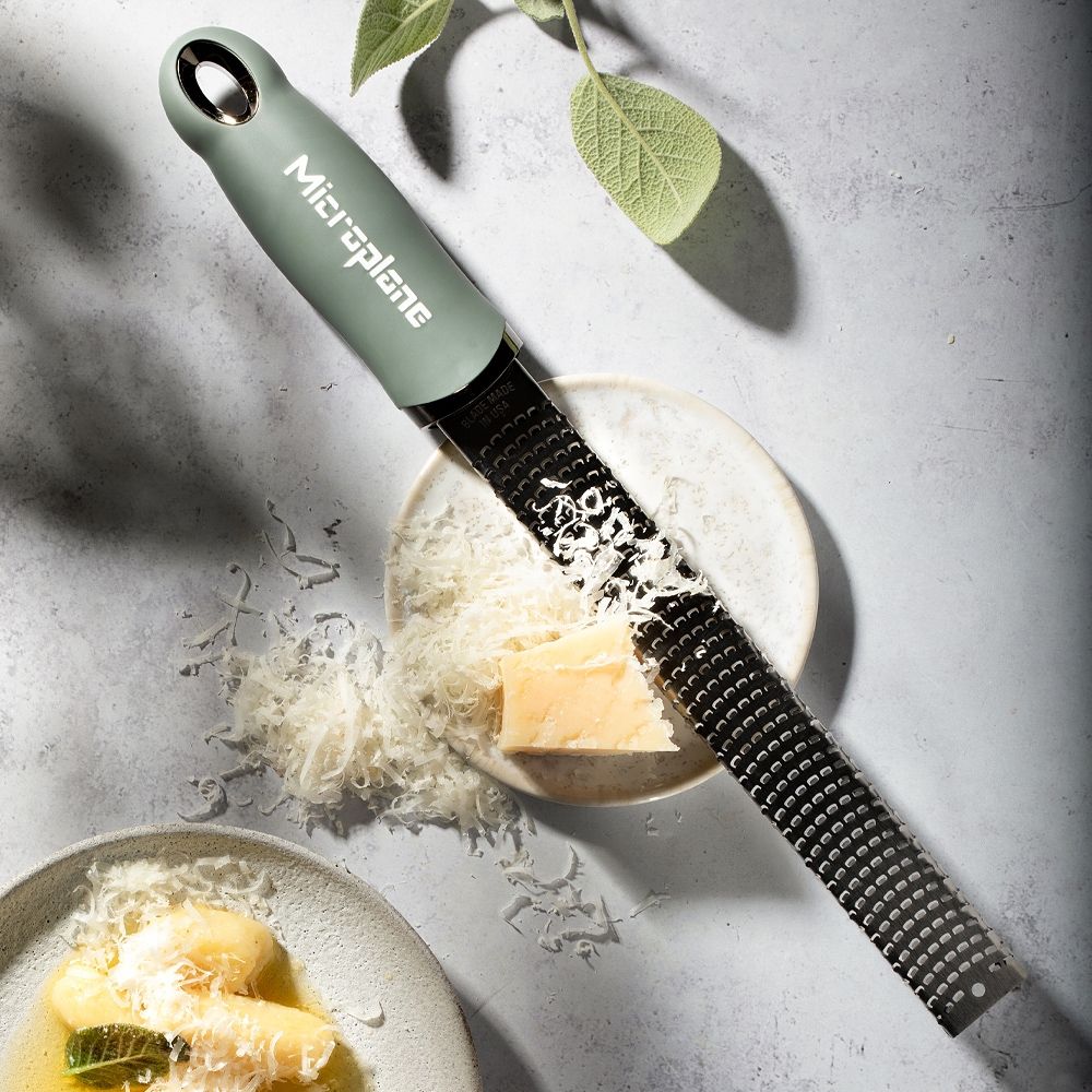 Microplane Premium Zester - Reibe, Eukalyptus Grün - grillstarshop.comMicroplane Premium Zester - Reibe, Eukalyptus GrünMicroplanegrillstarshop.com46727