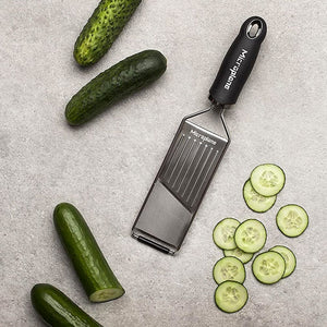 Microplane Profi - Gemüsehobel, Gourmet Serie - grillstarshop.comMicroplane Profi - Gemüsehobel, Gourmet SerieMicroplanegrillstarshop.com450440098399450445