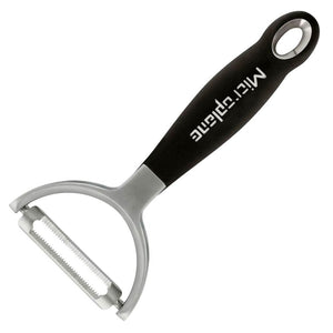 Microplane Profi Y Schäler gezahnt - grillstarshop.comMicroplane Profi Y Schäler gezahntMicroplanegrillstarshop.com48082