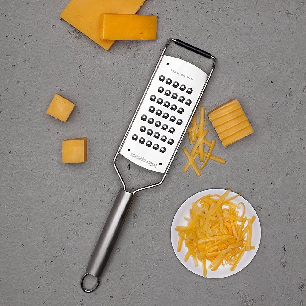 Microplane Sehr Grob, Professional Serie - grillstarshop.comMicroplane Sehr Grob, Professional SerieMicroplanegrillstarshop.com38008