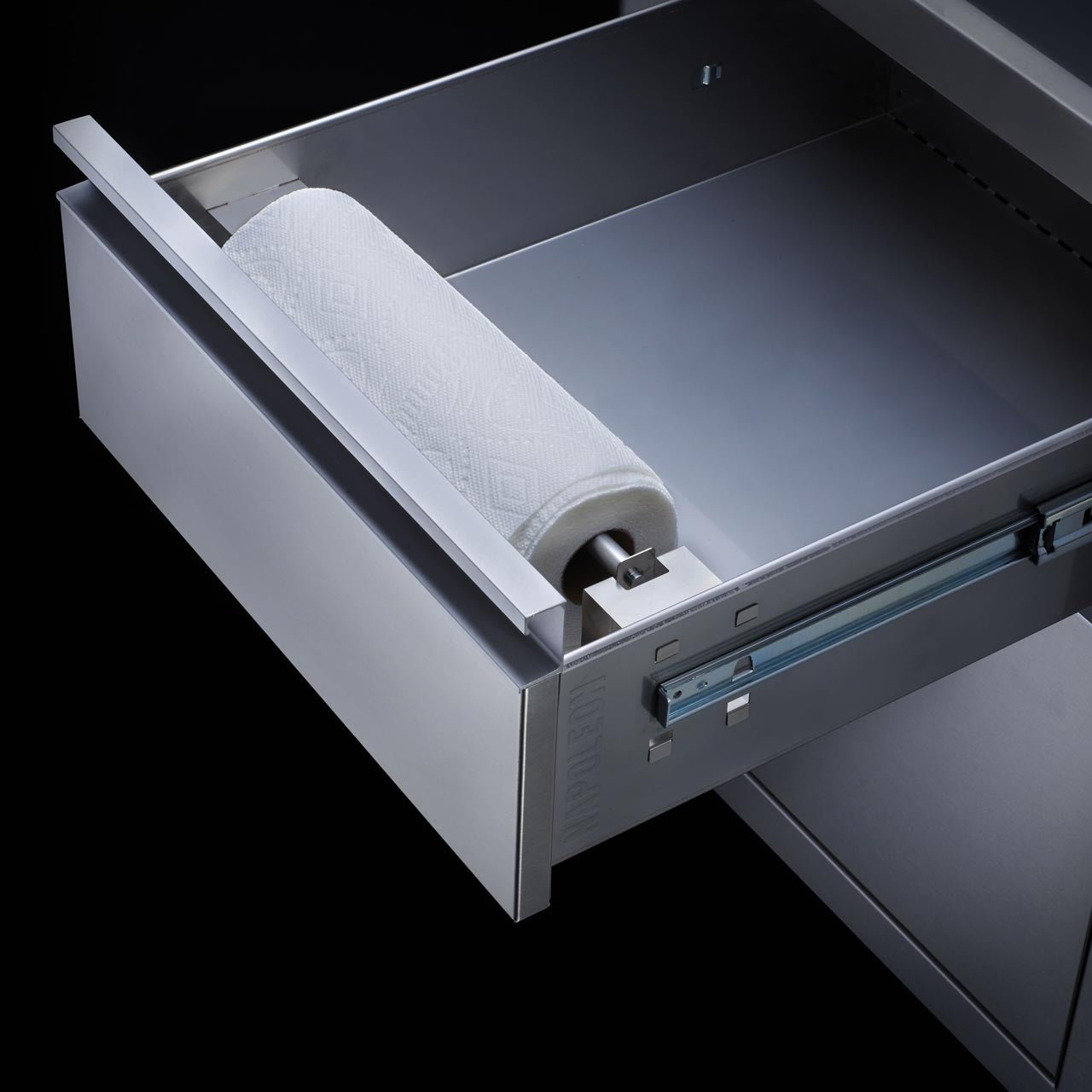 Napoleon Einbau - Schrank, inkl. Küchenrollenhalter & Mülleimer (46 x 61 cm) - grillstarshop.comNapoleon Einbau - Schrank, inkl. Küchenrollenhalter & Mülleimer (46 x 61 cm)Napoleongrillstarshop.comBI - 1824 - 1W0629162131607