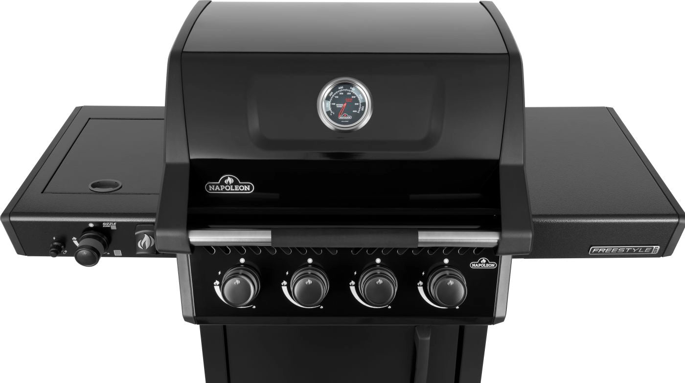 Napoleon Freestyle PRO 425, 4 Hauptbrenner, SIZZLE ZONE und Tür, schwarz | 2026 - grillstarshop.comNapoleon Freestyle PRO 425, 4 Hauptbrenner, SIZZLE ZONE und Tür, schwarz | 2026Napoleongrillstarshop.com