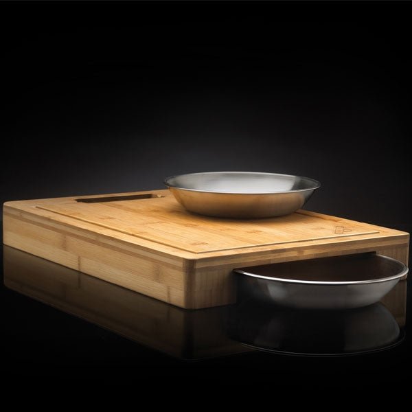 Napoleon PRO Schneidebrett mit 2 Edelstahl Schalen - grillstarshop.comNapoleon PRO Schneidebrett mit 2 Edelstahl SchalenNapoleongrillstarshop.com700120629162700124