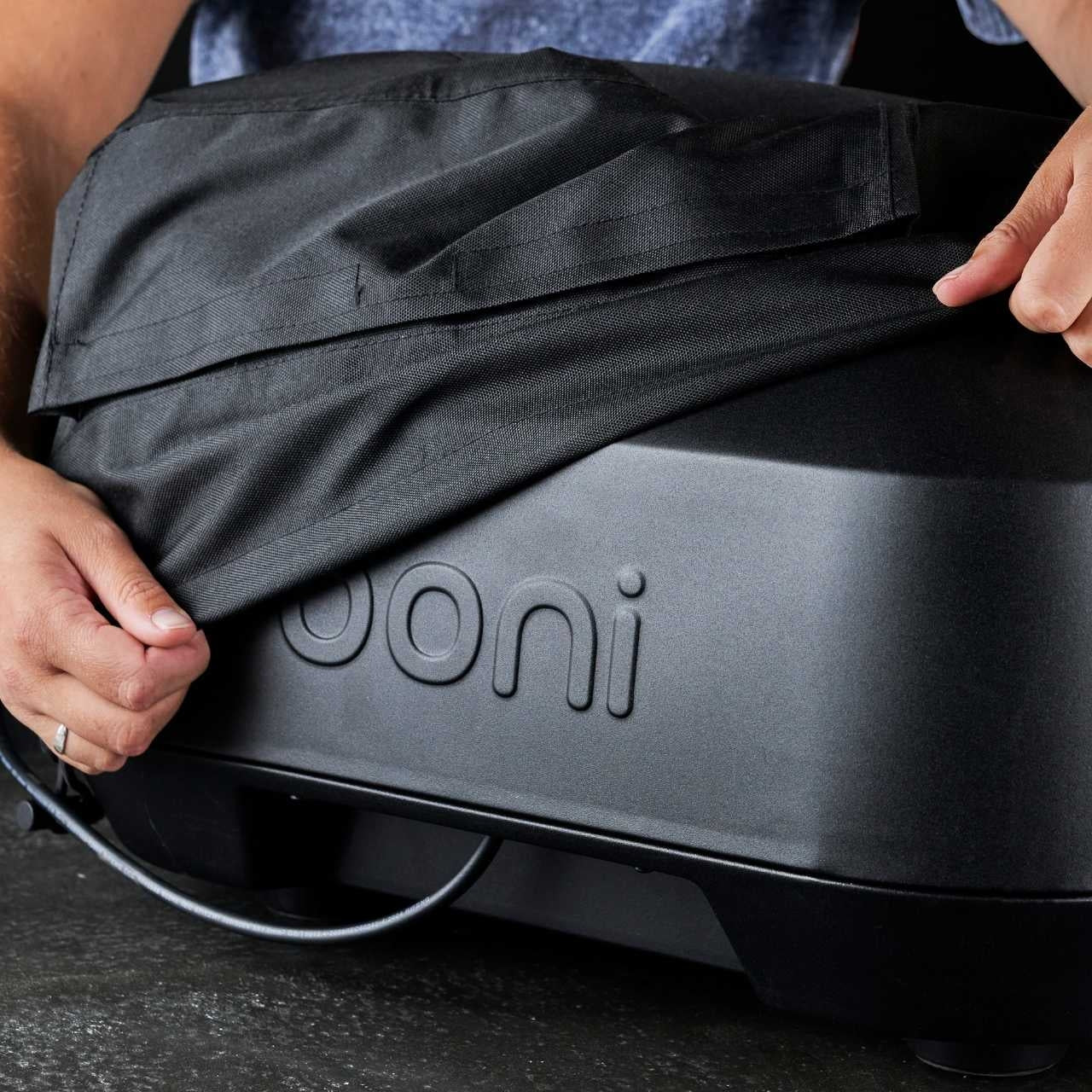 Ooni Volt 12 Abdeckung - grillstarshop.comOoni Volt 12 AbdeckungOonigrillstarshop.comUU - P211005060568349183