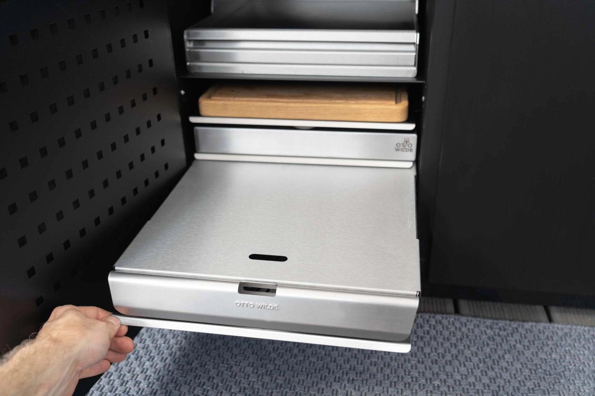 Otto WIlde Regaleinbausatz mit Einschub - grillstarshop.comOtto WIlde Regaleinbausatz mit EinschubOtto Wildegrillstarshop.com4206404260630452143