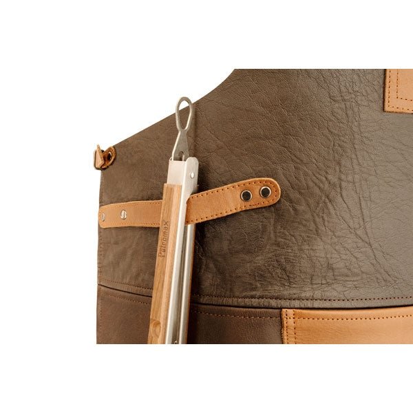 Petromax Büffelleder - Schürze mit Nackenschlaufe - grillstarshop.comPetromax Büffelleder - Schürze mit NackenschlaufePetromaxgrillstarshop.comab - b4250435780381
