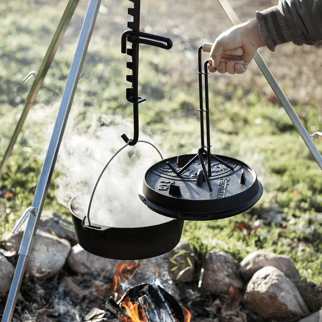 Petromax Deckelheber, Pro - grillstarshop.comPetromax Deckelheber, ProGrillzubehörPetromaxgrillstarshop.com