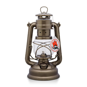 Petromax Feuerhand Sturmlaterne 276, Bronze - grillstarshop.comPetromax Feuerhand Sturmlaterne 276, BronzePetromaxgrillstarshop.com276 - bronze4250435701522