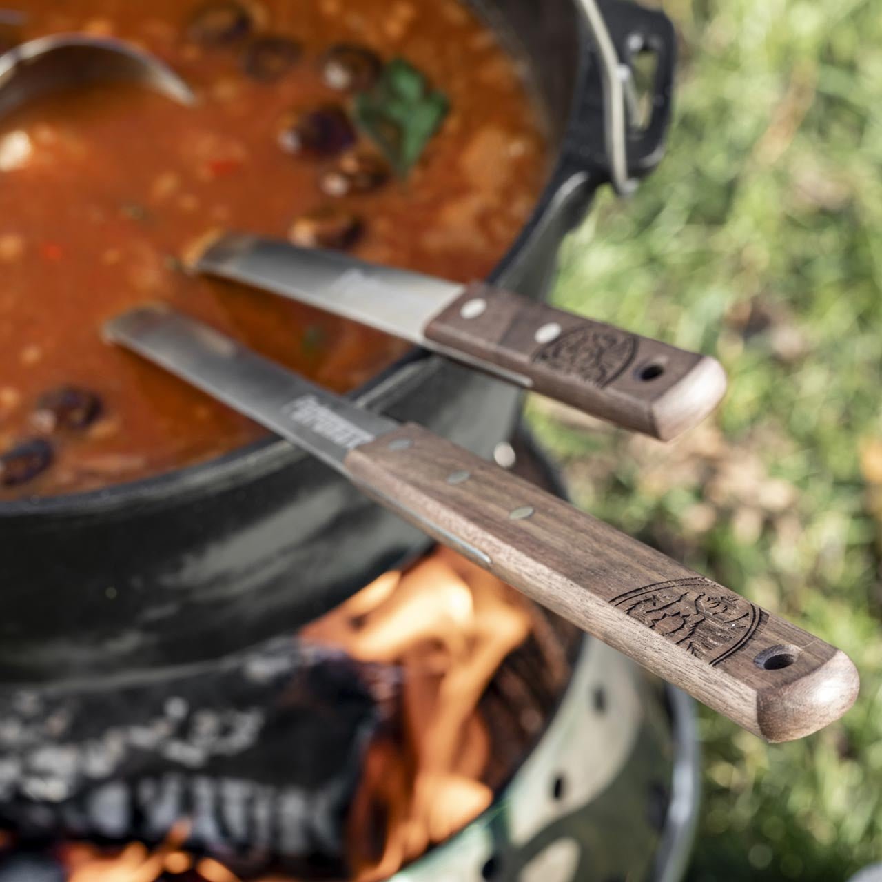 Petromax Schöpfkelle mit Walnussholzgriff, 30 cm - grillstarshop.comPetromax Schöpfkelle mit Walnussholzgriff, 30 cmPetromaxgrillstarshop.comptladle304250435770917