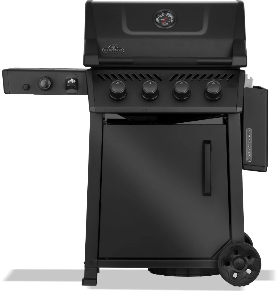 Phantom Freestyle PRO 425, mit Edelstahlrosten, Sizzle Zone und Tür, Mattschwarz | 2026 - grillstarshop.comPhantom Freestyle PRO 425, mit Edelstahlrosten, Sizzle Zone und Tür, Mattschwarz | 2026GrillNapoleongrillstarshop.com