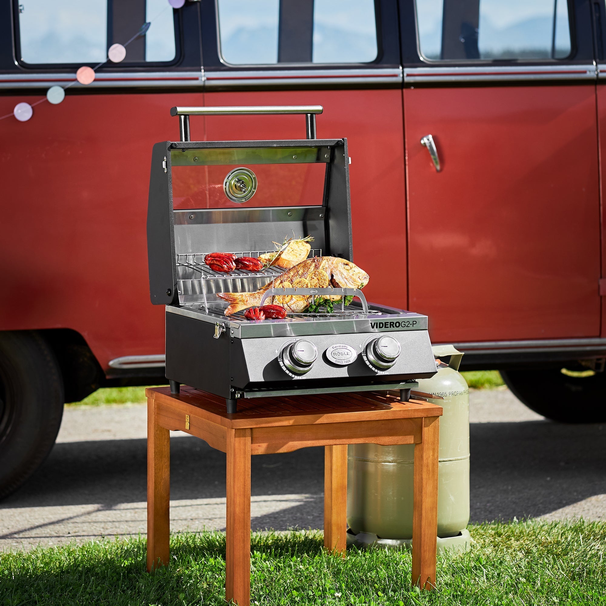 Rösle Gasgrill BBQ - Portable VIDERO G2 - P 50 mbar - grillstarshop.comRösle Gasgrill BBQ - Portable VIDERO G2 - P 50 mbarRöslegrillstarshop.com255634004293255631