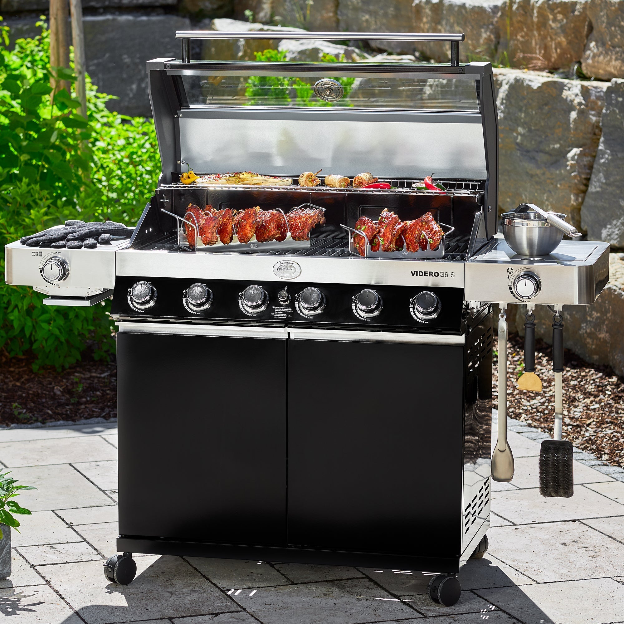 Rösle Gasgrill BBQ - Station VIDERO G6 - S Vario+ schwarz 50 mbar - grillstarshop.comRösle Gasgrill BBQ - Station VIDERO G6 - S Vario+ schwarz 50 mbarRöslegrillstarshop.com255274004293255273