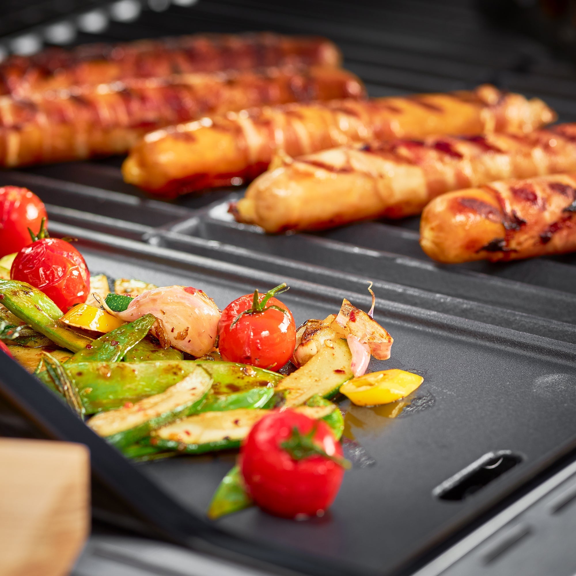 Rösle Grillplatte, Videro, 24x45cm (passend ab Modelljahr 2021) - grillstarshop.comRösle Grillplatte, Videro, 24x45cm (passend ab Modelljahr 2021)Röslegrillstarshop.com254404004293254405