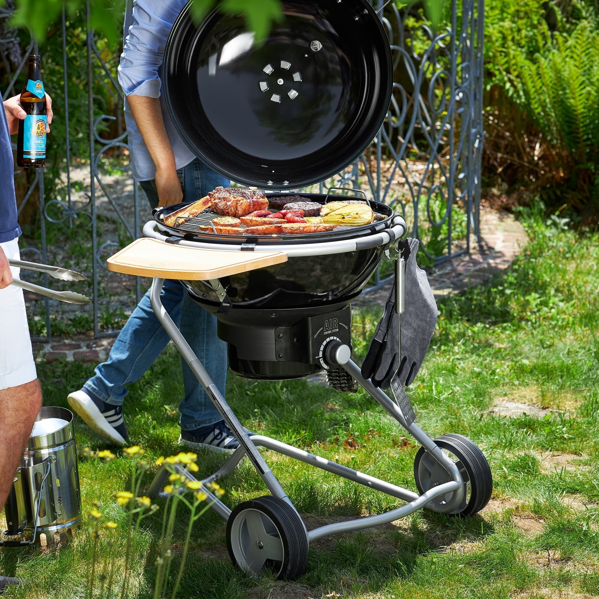 Rösle Holzkohle - Kugelgrill No.1 F50 AIR schwarz (Ø 50 cm) - grillstarshop.comRösle Holzkohle - Kugelgrill No.1 F50 AIR schwarz (Ø 50 cm)Röslegrillstarshop.com250014004293250018