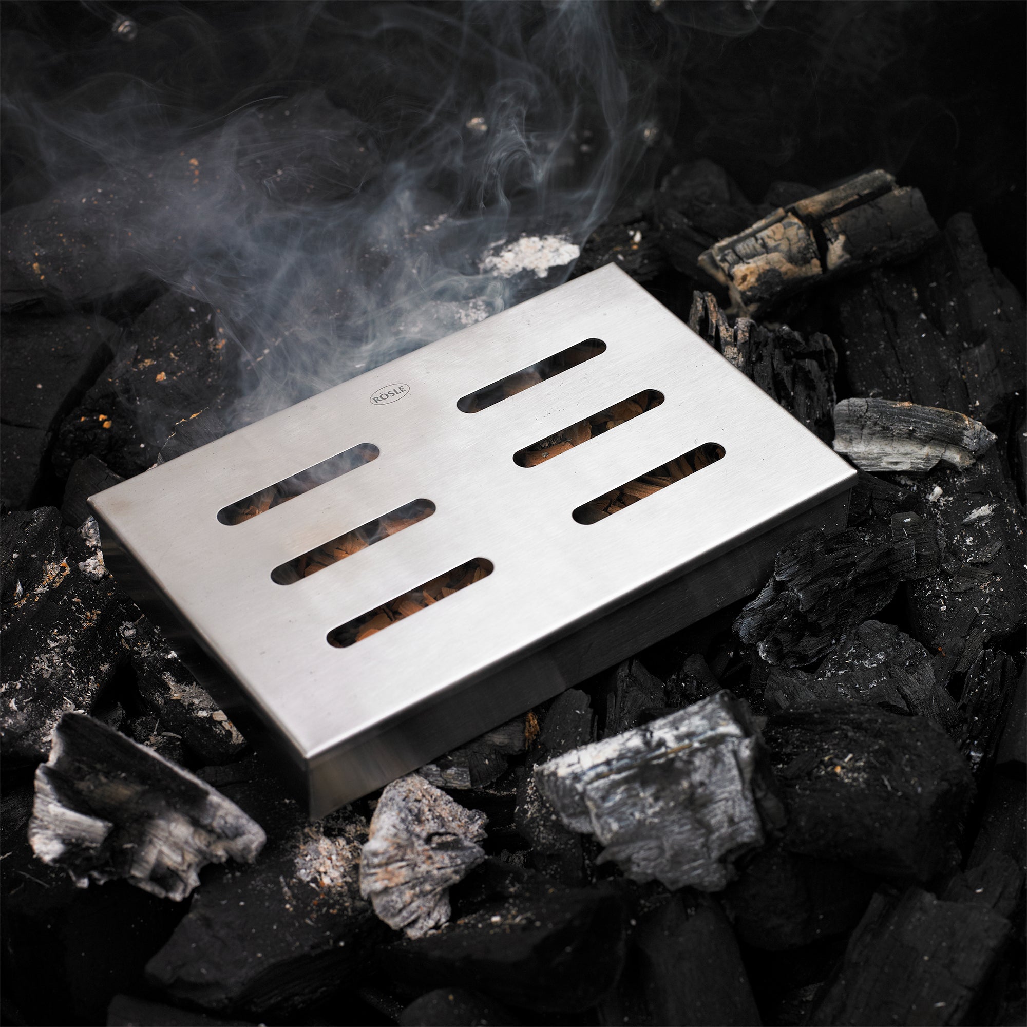 Rösle Räucherbox - grillstarshop.comRösle RäucherboxRöslegrillstarshop.com250764004293250766