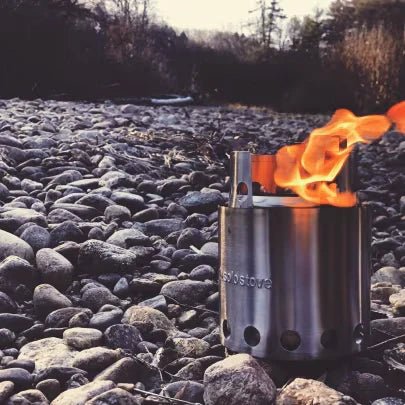 Solo Stove TITAN Campingkocher - grillstarshop.comSolo Stove TITAN CampingkocherSolo Stovegrillstarshop.com