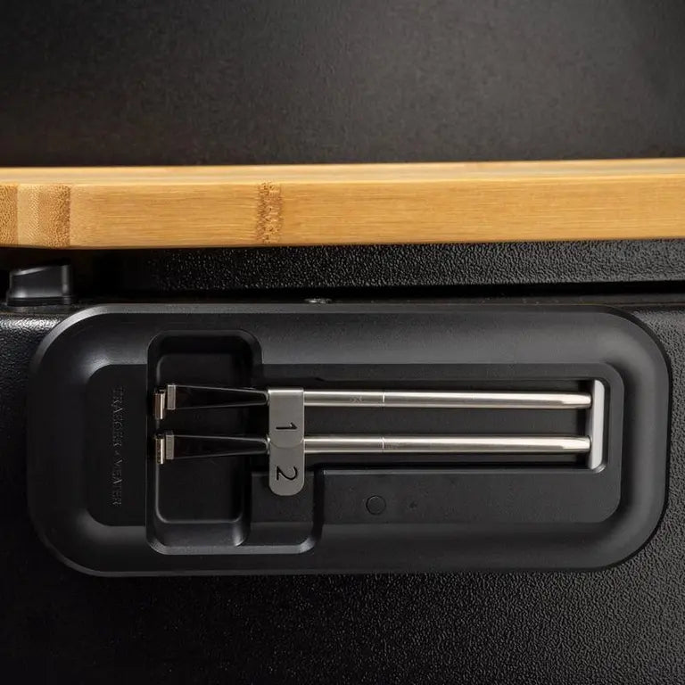 Traeger X Meater kabelloses Thermometer - grillstarshop.comTraeger X Meater kabelloses ThermometerGrillzubehörTraegergrillstarshop.com