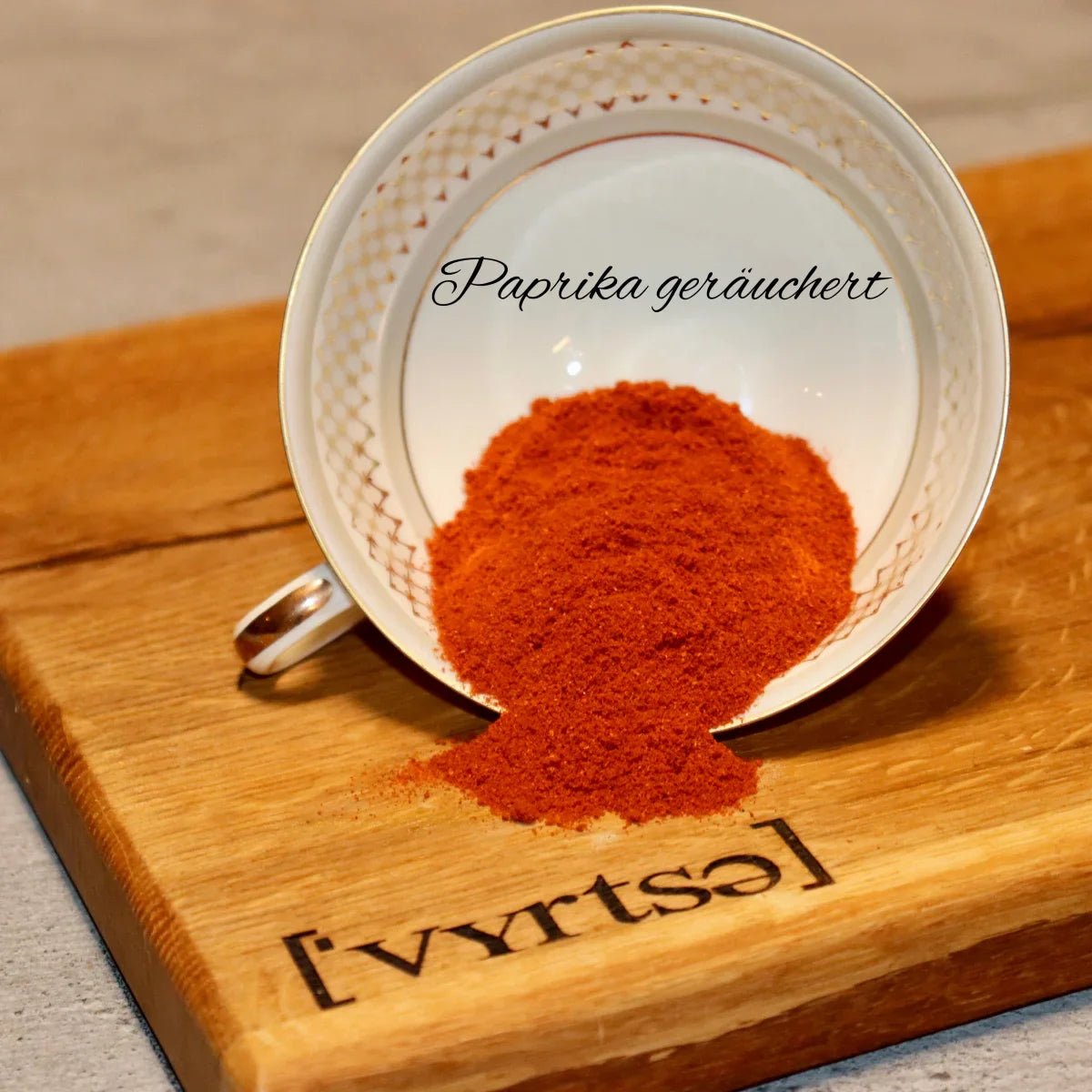 ['Vyrtse] Paprika rot geräuchert, 60g - grillstarshop.com['Vyrtse] Paprika rot geräuchert, 60gLebensmittel['Vyrtse]grillstarshop.com