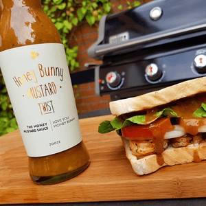 Zooze Honey Bunny Mustard Twist - Honig Senf Sauce, 280ml - grillstarshop.comZooze Honey Bunny Mustard Twist - Honig Senf Sauce, 280mlZoozegrillstarshop.com